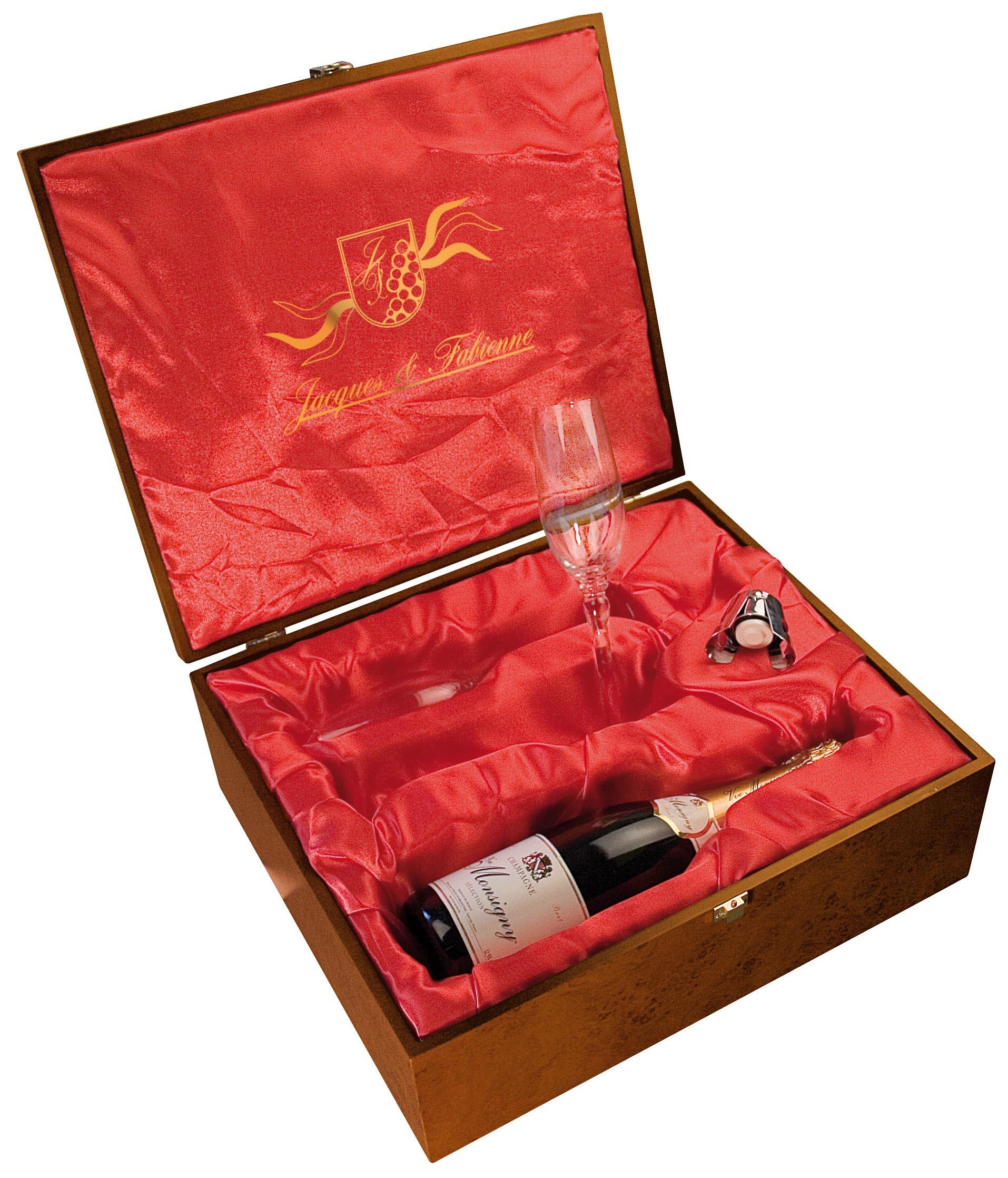 Champagne Wooden Set