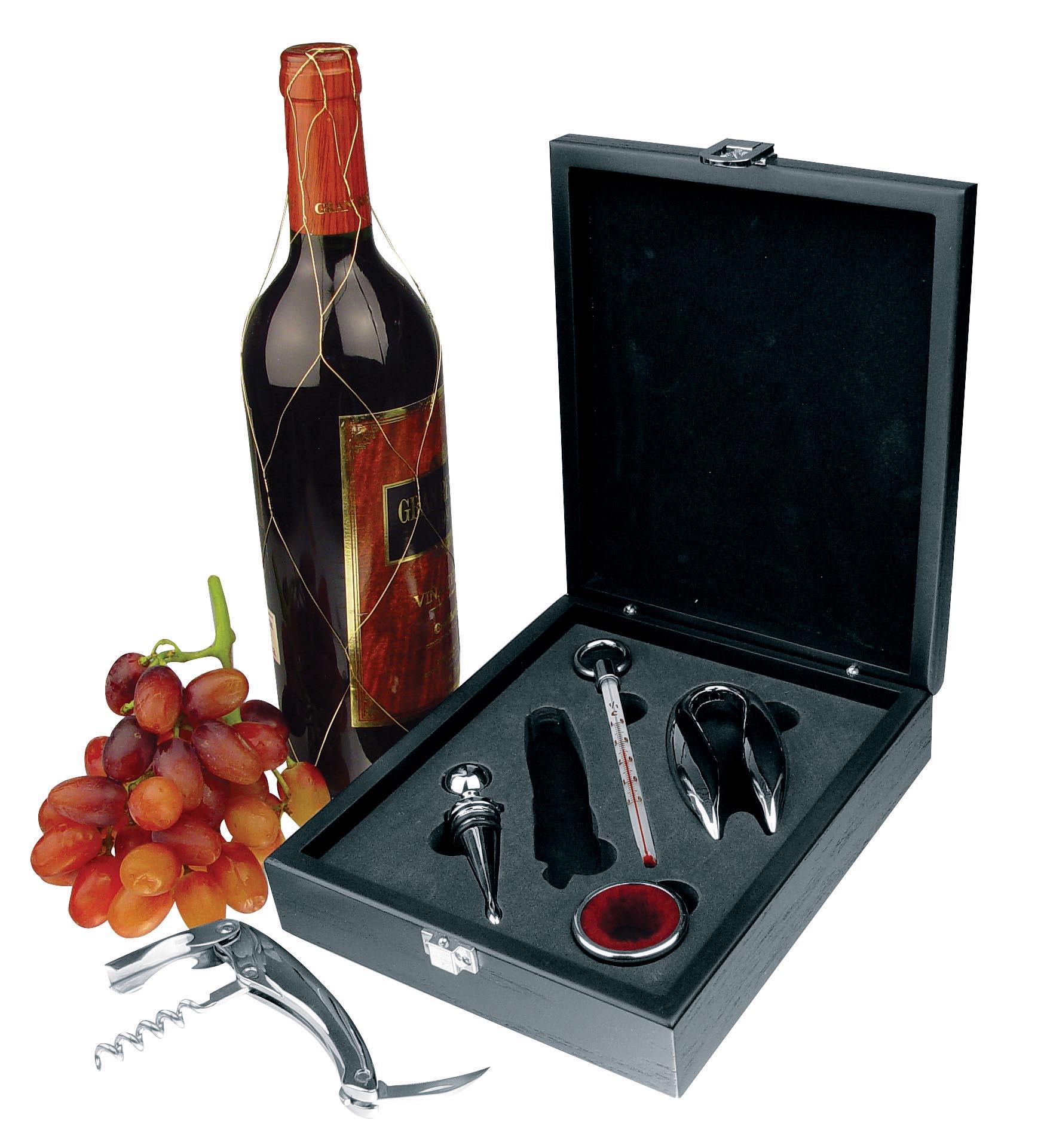 End Of Range Wine Set In Wooden Gift Box